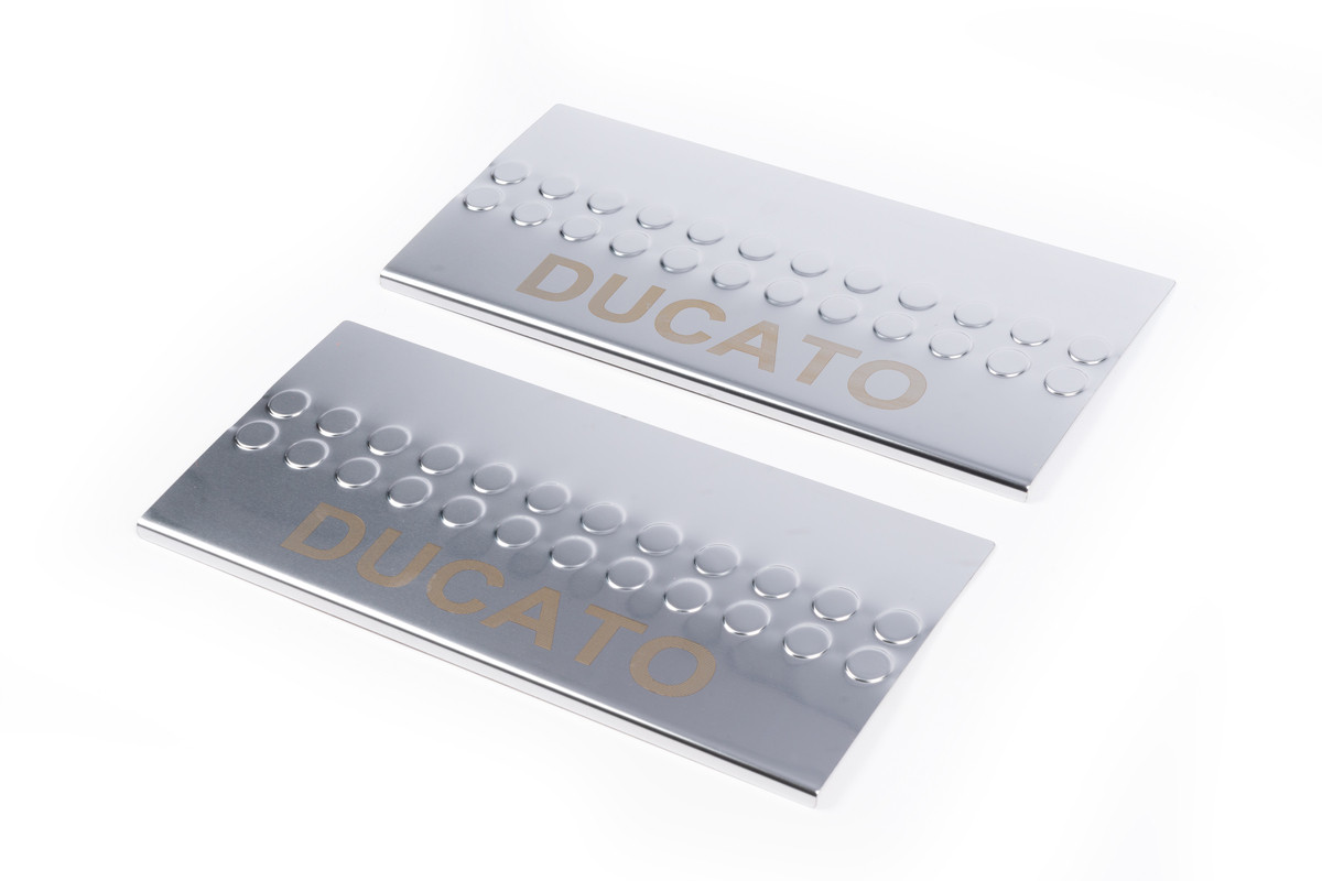 Накладки на внутрішні пороги Carmos V1 (2 шт, нерж) для Fiat Ducato 2006-2025 рр, фото 1