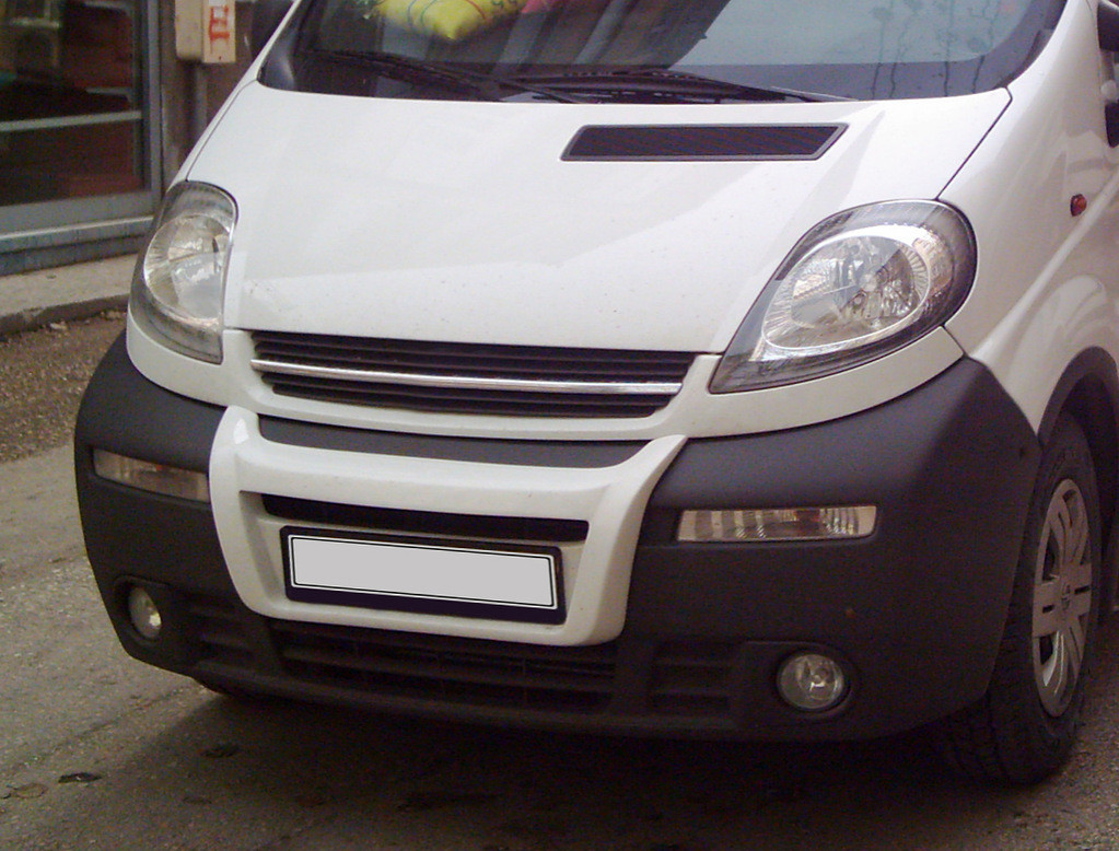 Передня губа (2001-2006 під фарбування) для Opel Vivaro рр, фото 1