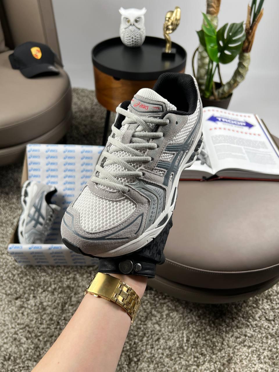 Чоловічі кросівки ASICS Gel-Kahana 14 Light Grey, чоловічі кеди Асикс шкіра замша текстиль сірі. Чоловіче взуття