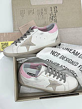 Жіночі білі шкіряні кросівки Golden Goose Super-Star з рожевою зіркою білі кеди