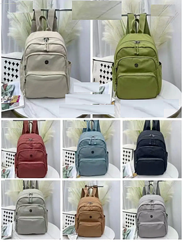 Жіночий рюкзак міський 35*28 см на блискавці з кишенею в різних кольорах Zhenya