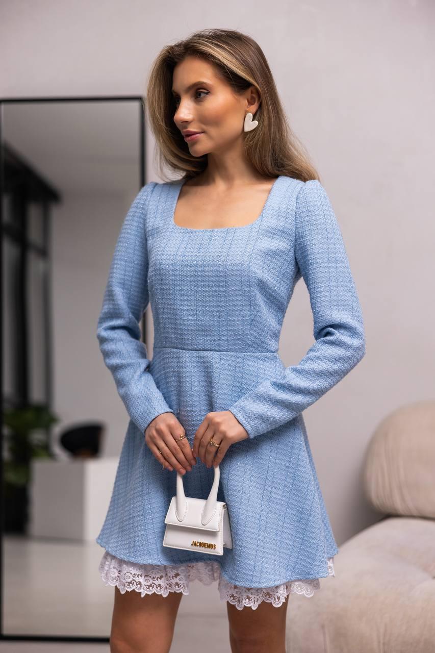 Класична жіноча міні сукня з твіду прикрашена білим мереживом  Sms9316