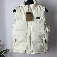 Безрукавка Patagonia жилетка бежева Патагонія