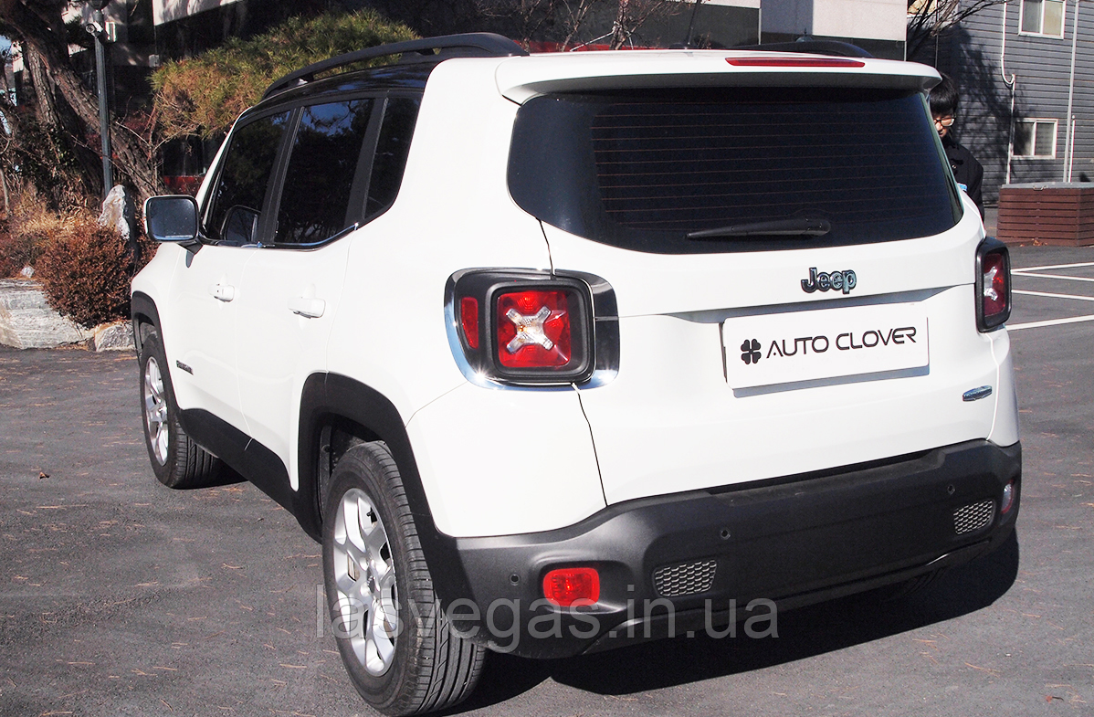 Хром накладки на стопи Jeep Renegade 2015- (Autoclover/Корея), фото 1