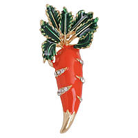 Брошка металева на золотистій основі морквина з білими фіанітами покрита кольоровою емаллю розмір 45Х15 мм
