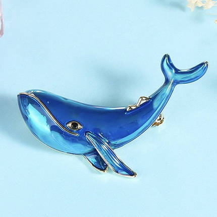 Брошка металева на сріблястій основі кит покрита бірюзовою емаллю розмір виробу 55х40 мм, фото 1