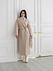 Зимове на утеплювачі світле жіноче кашемірове пальто максі з поясом, шліцом, фото 3