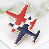 Брошка металева золотиста Літаки покрита синьою та червоною емаллю розмір виробу 65х55 мм