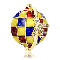 Брошка металева на золотистій основі літачок із білими фіанітами покрита кольоровою емаллю розмір 30Х30 мм