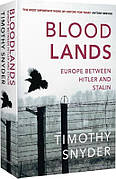 Книга «Bloodlands». Автор - Тімоті Снайдер