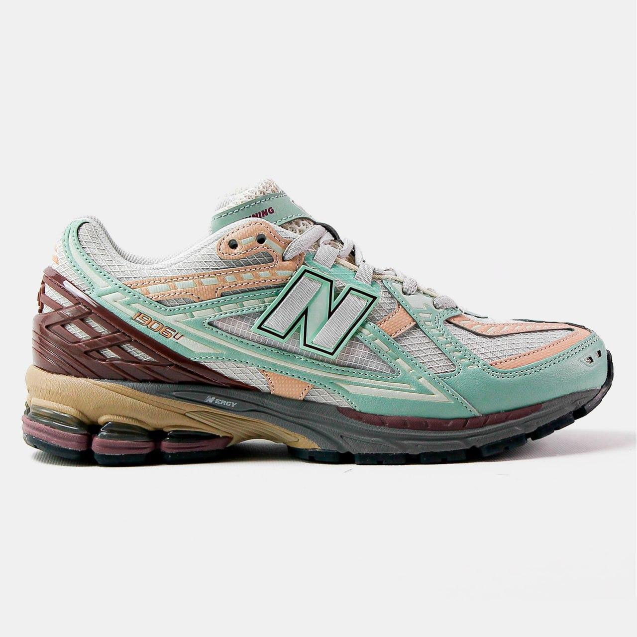Кросівки чоловічі зелені New Balance 1906U Mint (19093)