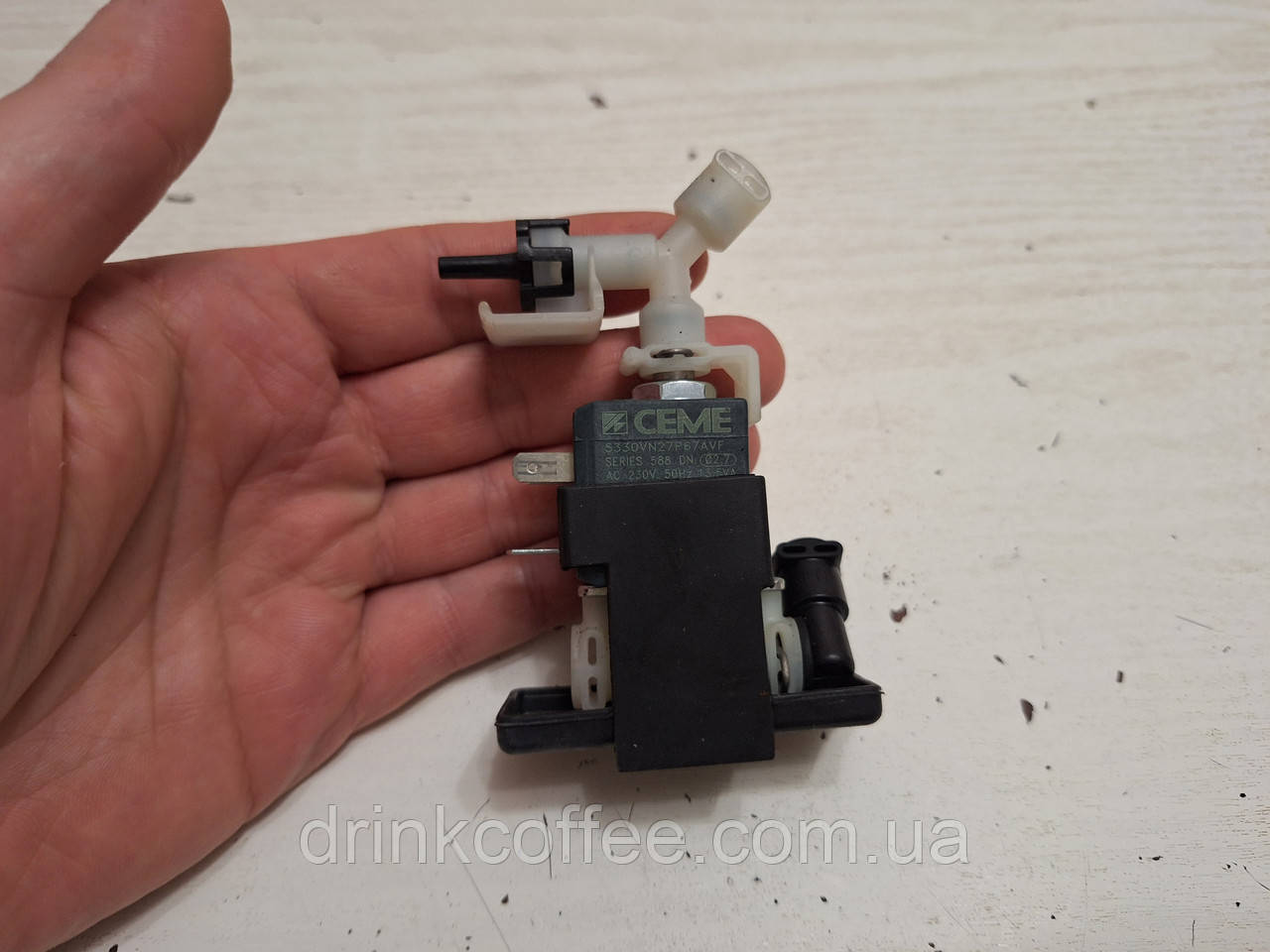 Солоноїдний клапан 3-ходовий для кавомашини Delonghi ECAM 510.55 M PrimaDonna S EVO б/у РАБОЧИЙ!
