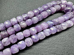 Лепідоліт 4 мм, кубик гранований нитка