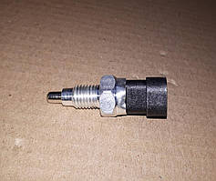 Вмикач ліхтарів заднього ходу Ланос