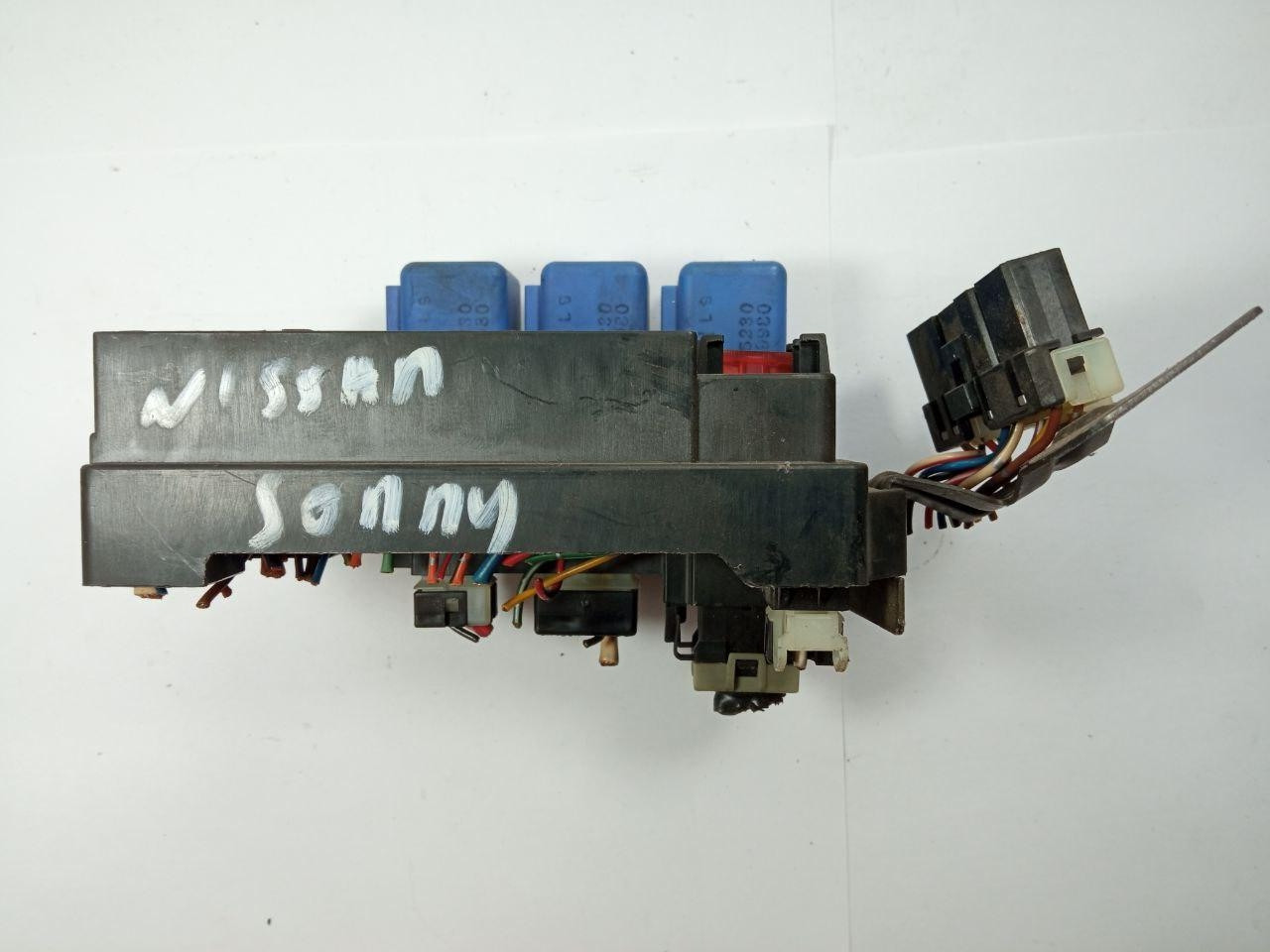 Електронний блок керування 2431150Y00 7240-4045 02-2 NISSAN Sunny