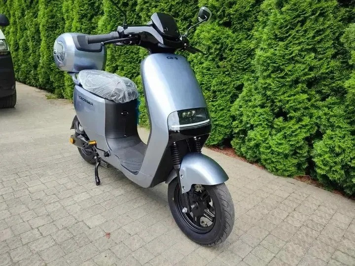 Скутер на акумуляторі двоколісний для дорослих і підлітків Crosser 72V/20AH/800W 55 км/год Сірий, фото 1