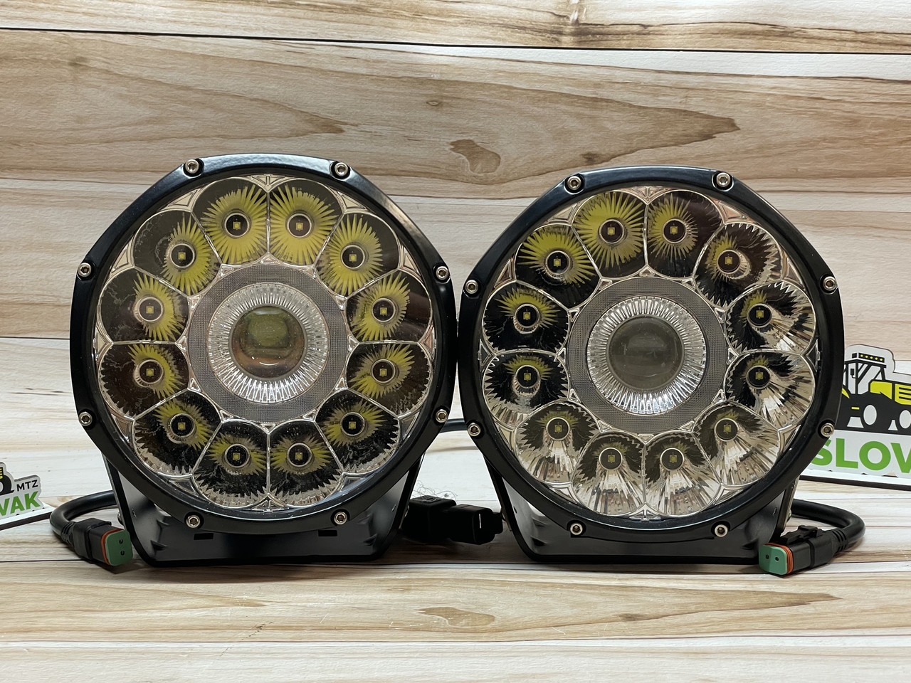 Світлодіодна LED-фара 200 Вт, Надяскрава кругла фара з лінзою (Комбо світло)