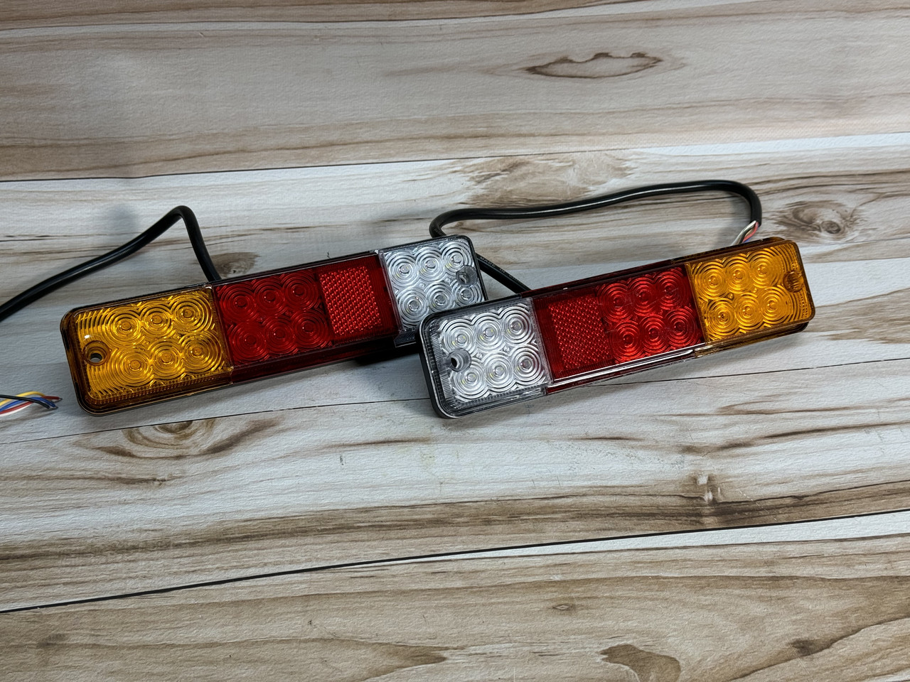 Ліхтар задній LED (12v-24v) 237*50*30 mm 4-режимний