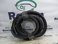 Ущільнювач дверей передній (Ліфтбек) Skoda OCTAVIA 2 A5 2004-2009 (Шкода Октавія а5), 1Z0867365D (БУ-283070)