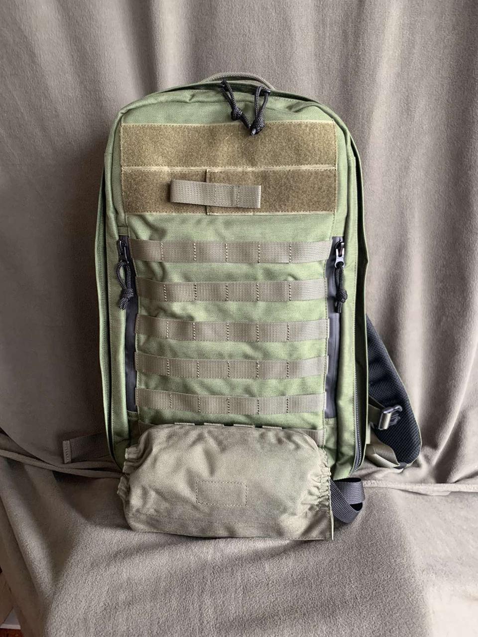 Медичний тактичний штурмовий рюкзак Мультиком для бойового медика ССО 21 л Стохид із м'якими ношами Олива