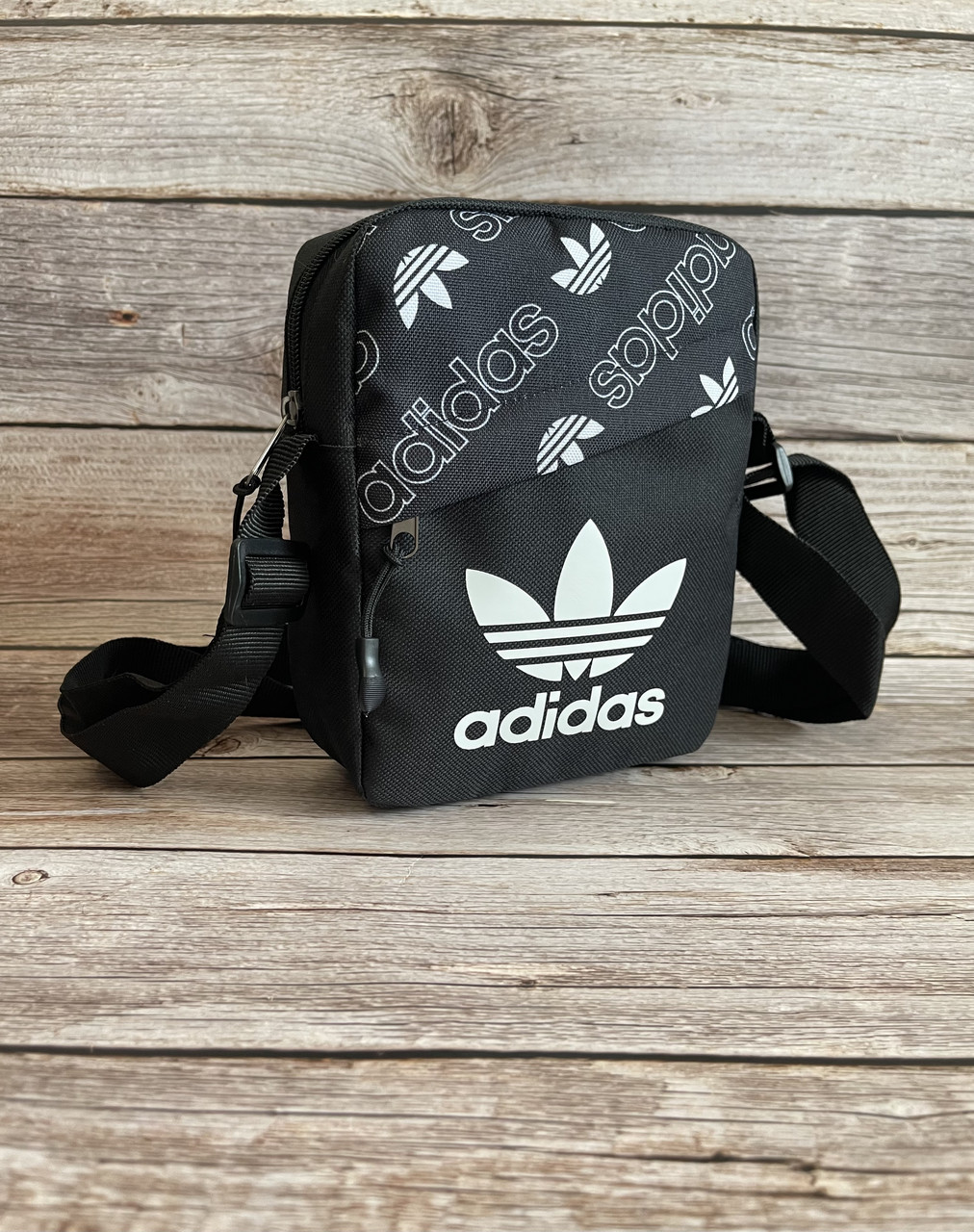 Маленька сумка через плече адідас Adidas спортивна чорна