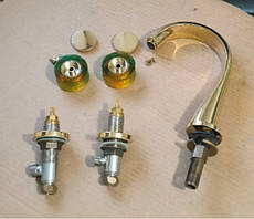 РОЗПРОДАЖ THG змішувач для раковини на 3 отвори Daumí