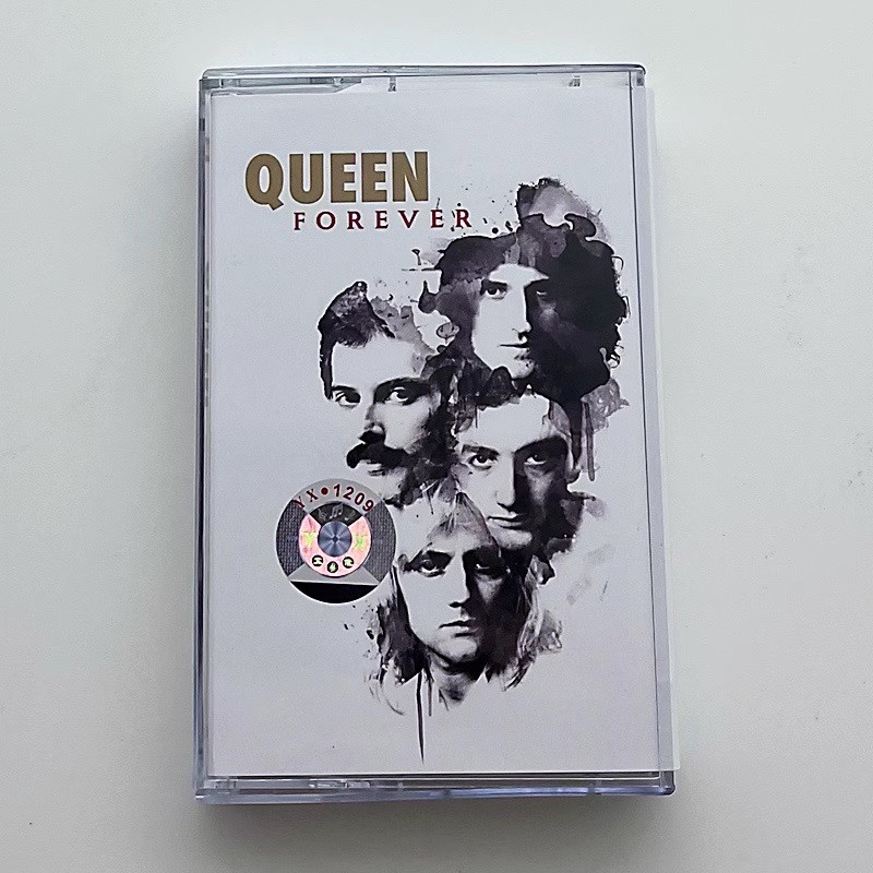 Аудіокасета альбом групи Queen Forever (запечатана), фото 1