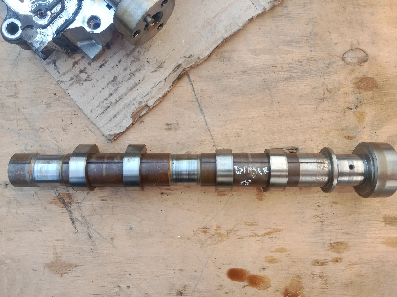 Розподілвал верхній правий SUBARU FB25 2015-2019 13031AB030