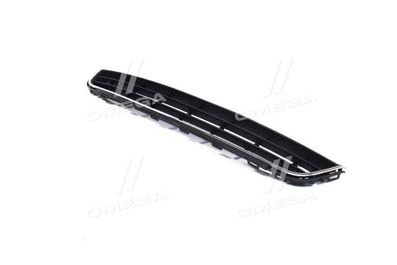 Решітка бампера середня Фольксваген Джетта Volkswagen Getta 2011-2014 (TEMPEST)