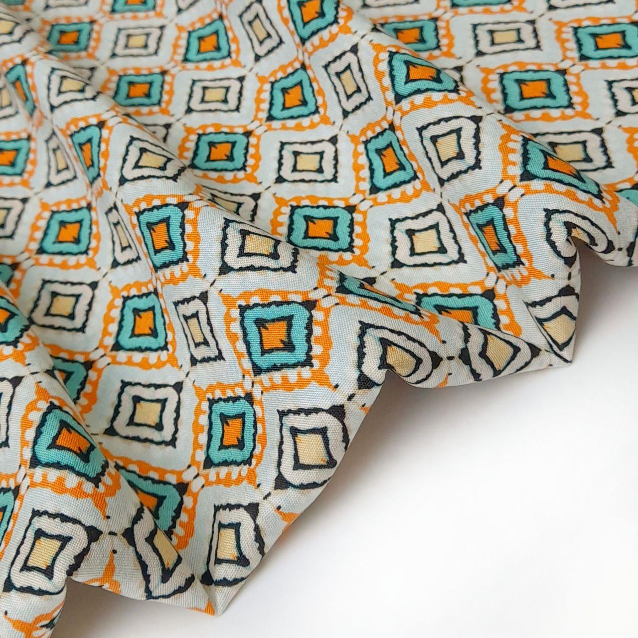 Штапель принт етнічний світло-зелений ромб на молочному фоні, фото 1