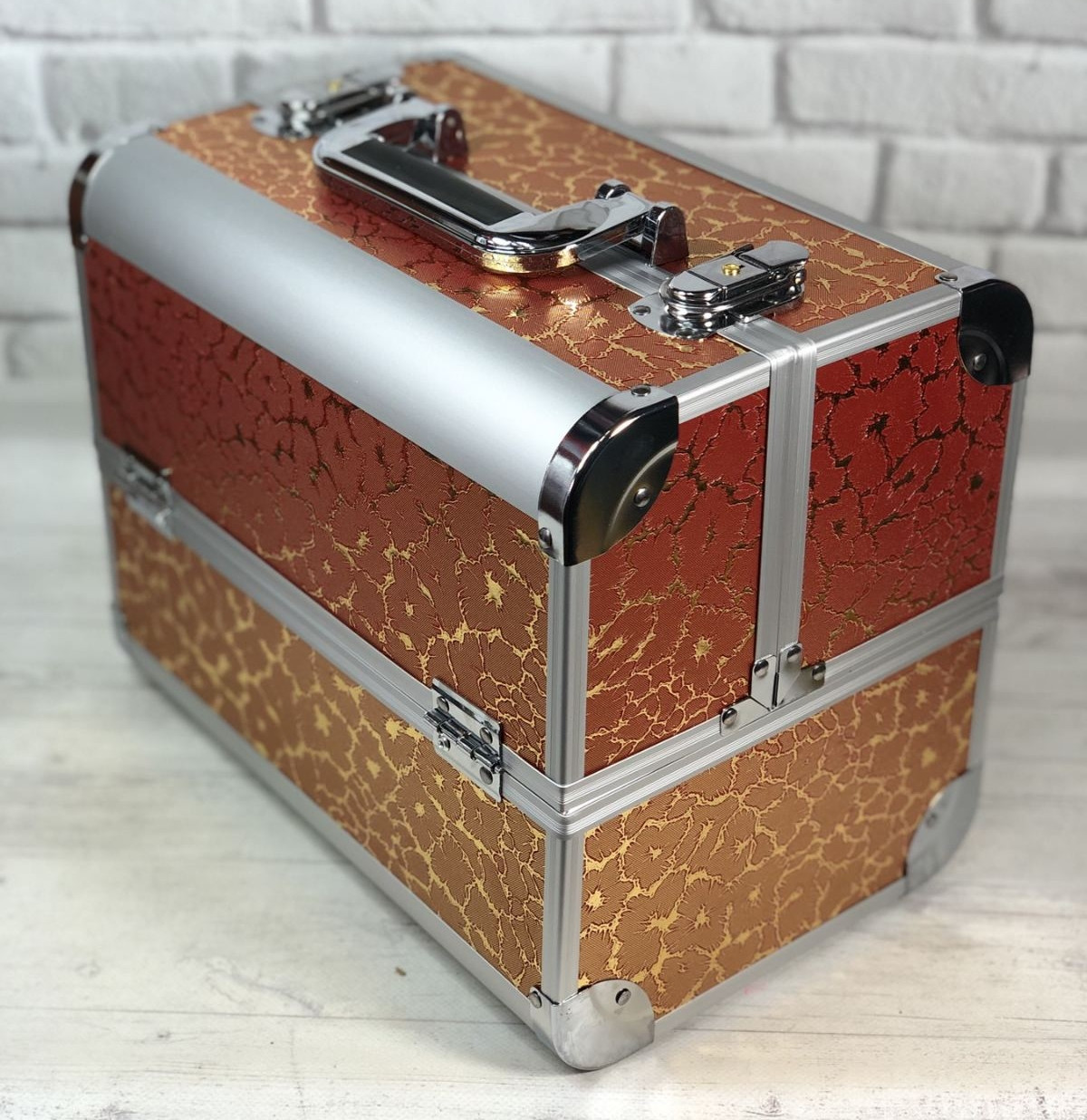 Б'юті кейс алюмінієва валіза з ключем золотий принт