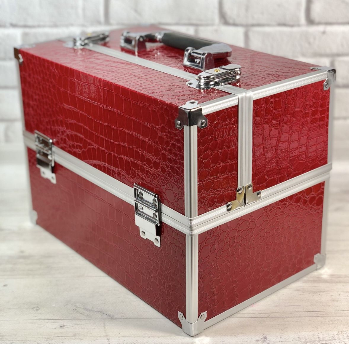 Б'юті кейс алюмінієва валіза з ключем для майстра