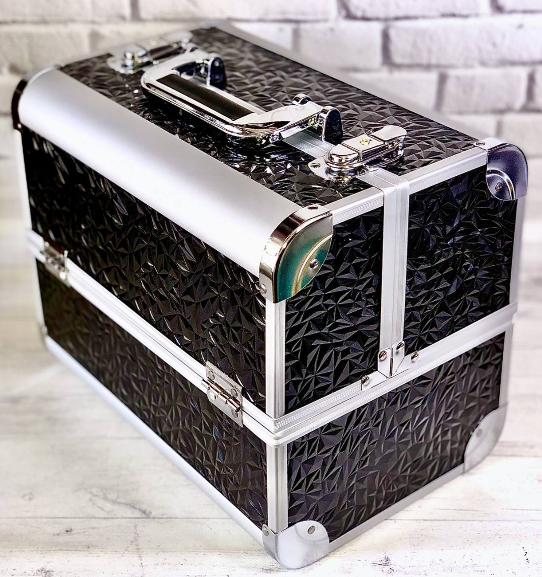 Б'юті кейс валіза алюмінієва з ключем для майстрів