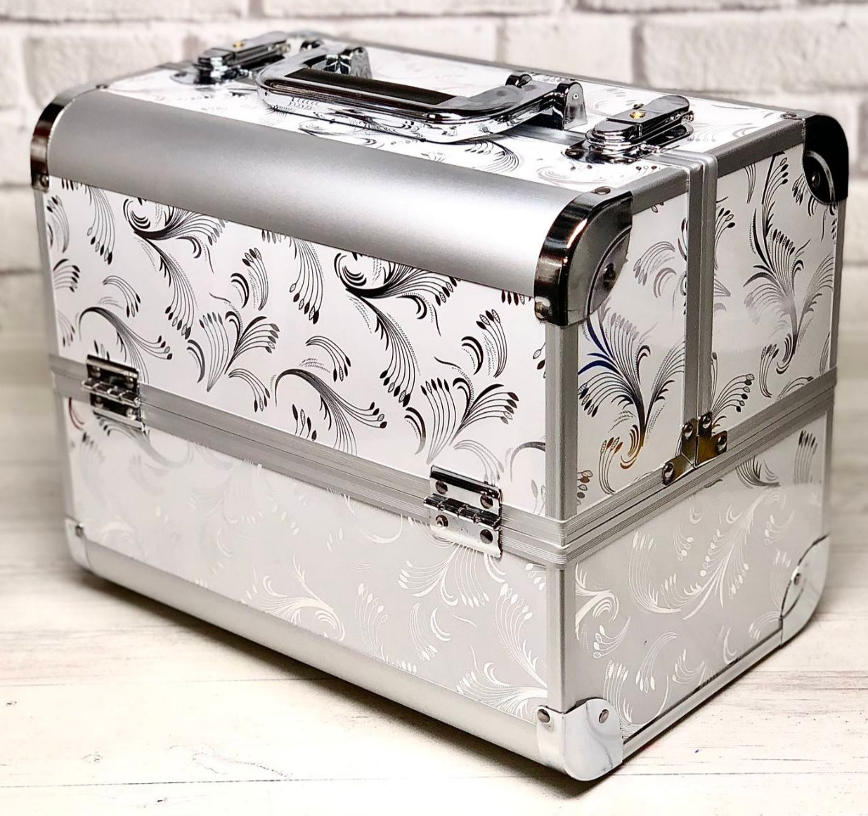 Б'юті кейс валіза алюмінієва з ключем для майстрів