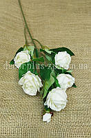 Гілка троянди дрібної кущової. 50см. Молочна