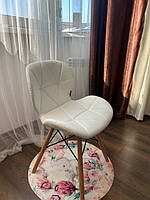 Стільці м'які ніжки дерево