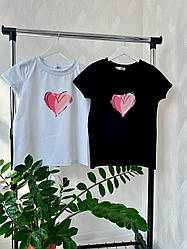 Жіноча актуальна трикотажна футболка яскравий принт Sfv1307