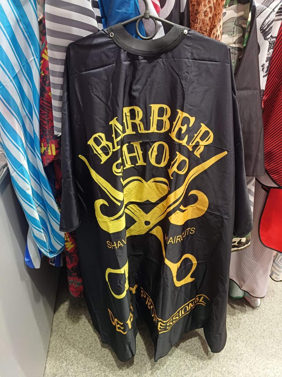 Пеньюар Barber Shop з манжетом PNU-Y-520/9 (Чорний із золотим інструментом)