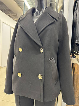 Пальто коротке