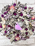Вінок з натуральних сухоцвітів з пташкою , великодній вінок оберег на двері Срібний серпанок , д 28 см, фото 5