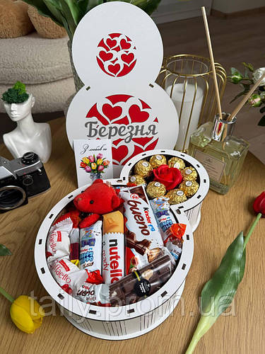 Подарок на 8 Марта Набор «Восьмерка», сладкий подарок на 8 марта для ...