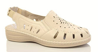 Босоніжки великих розмірів жіночі еко шкіра з перфорацією закритий носок бежеві