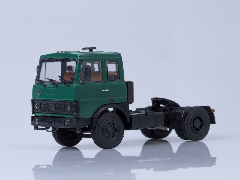 Модель Сідельний тягач МАЗ-5432 (рання кабіна, зелений) 1981 | Автоісторія
