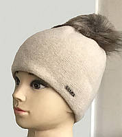Тепла жіноча в'язана шапочка з помпоном Mediolan Kamea Польща.