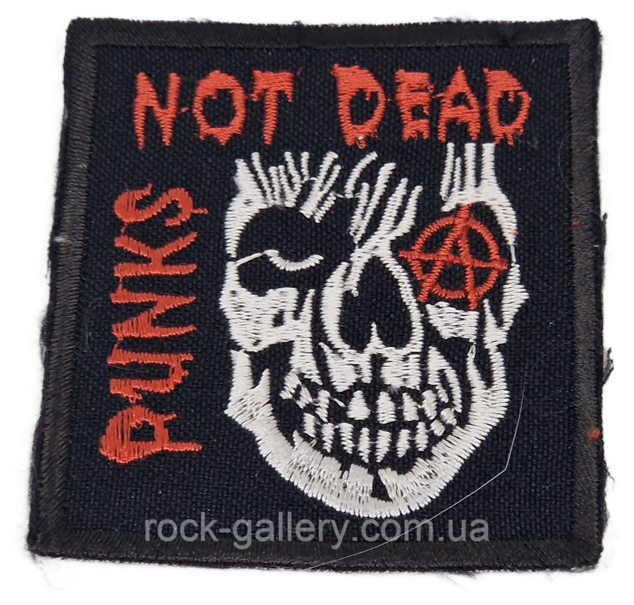 Нашівка з вишивкою "Punks not Dead " 7 см х 6.5 см