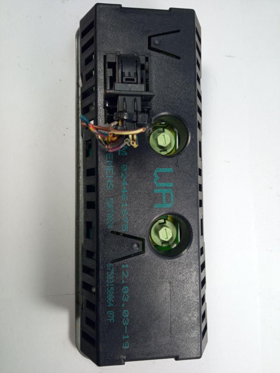 Дисплей, бортовий комп'ютер Siemens GM 024461675 5WK70024 67503158064 07F Opel Agila