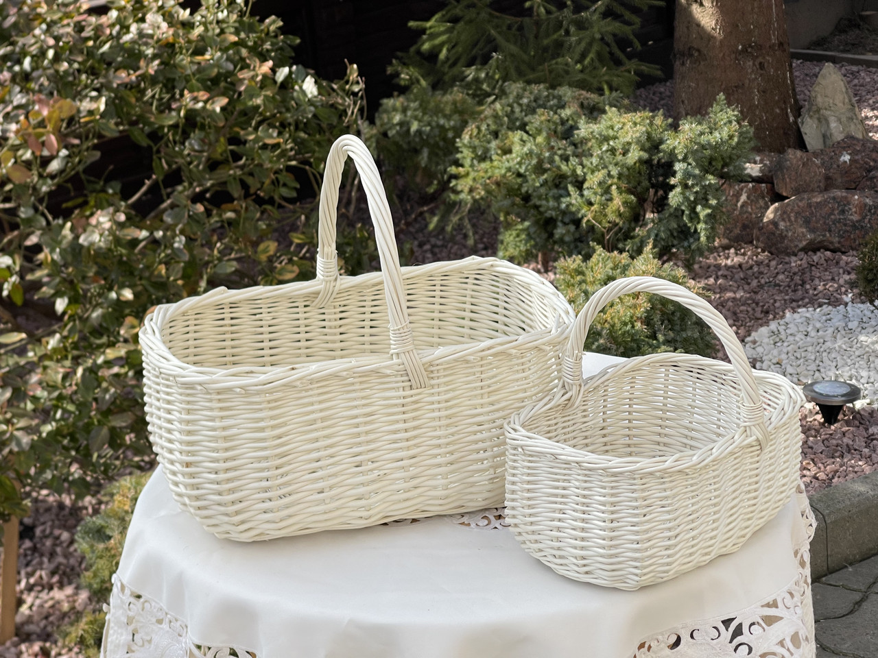 Набір корзин із білої лози