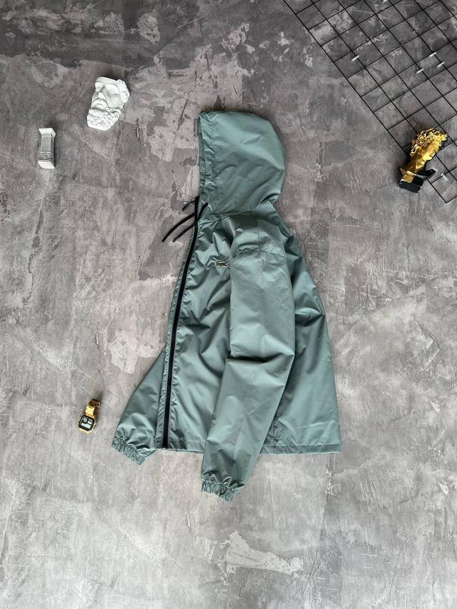 Куртка мужская Lacoste