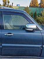 Передні праві двері Mitsubishi Pajero IV 2006 - 2014 5700A456