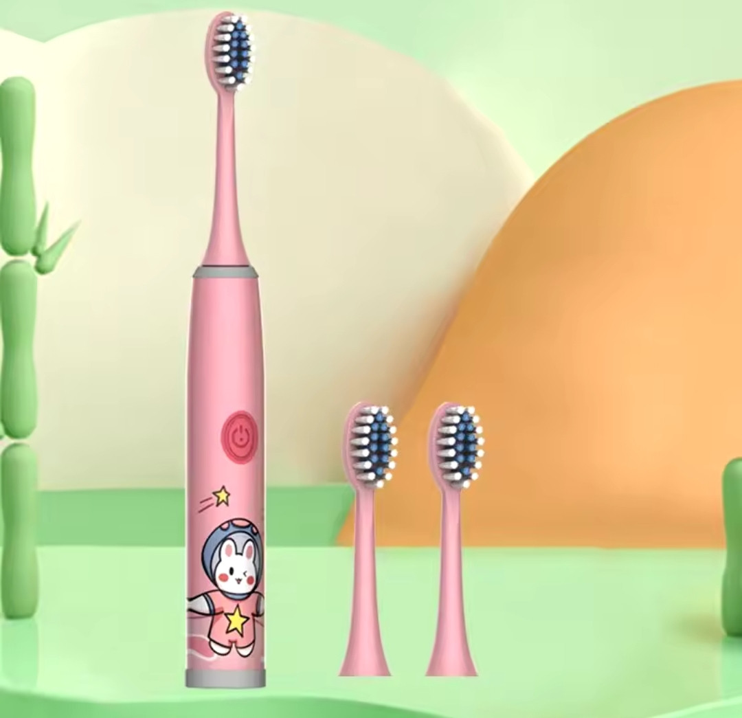 Зубна щітка дитяча на батарейках, 3 насадки 6 кольорів, фото 1